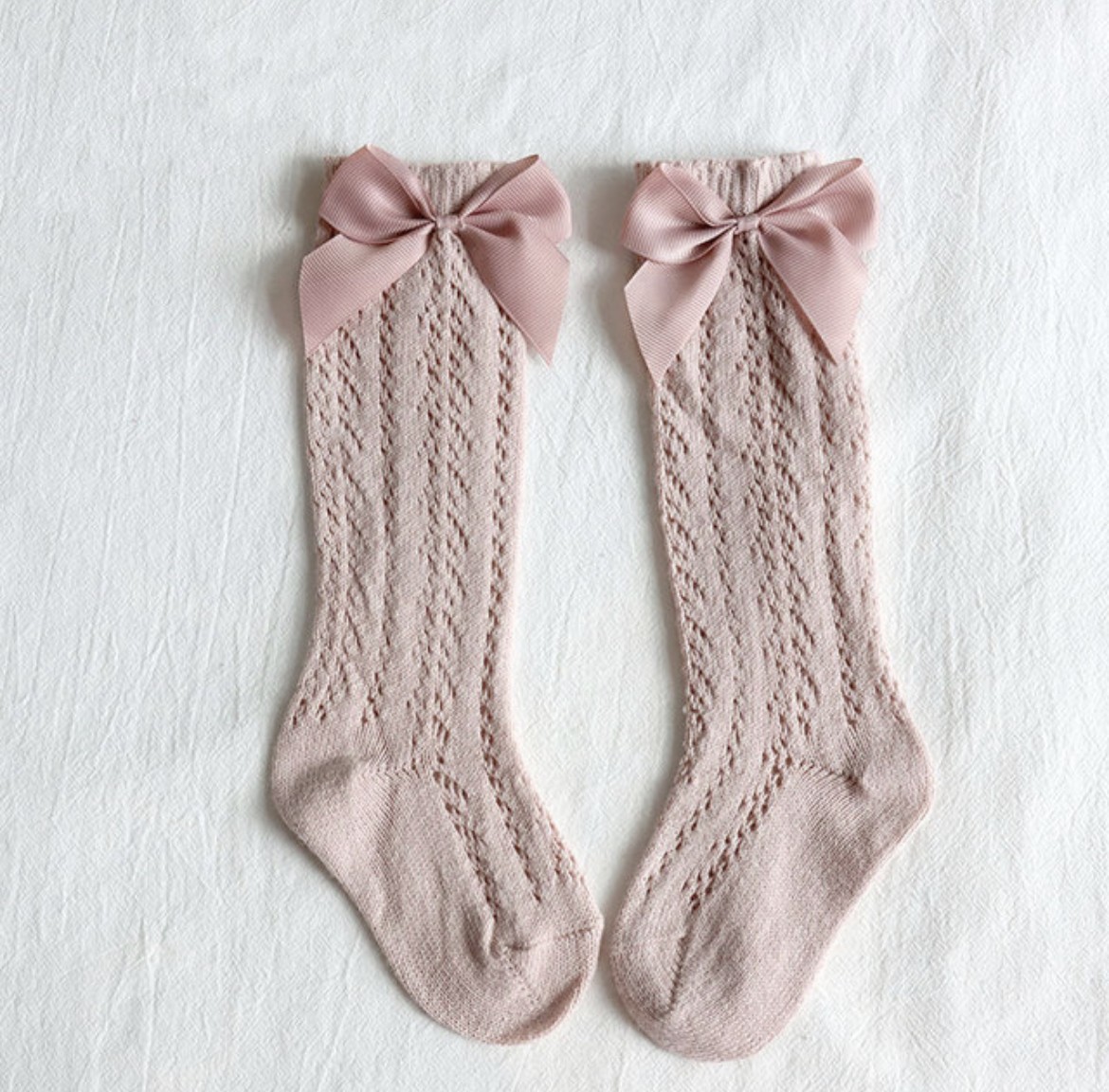 KNEE HIGH SOCKS